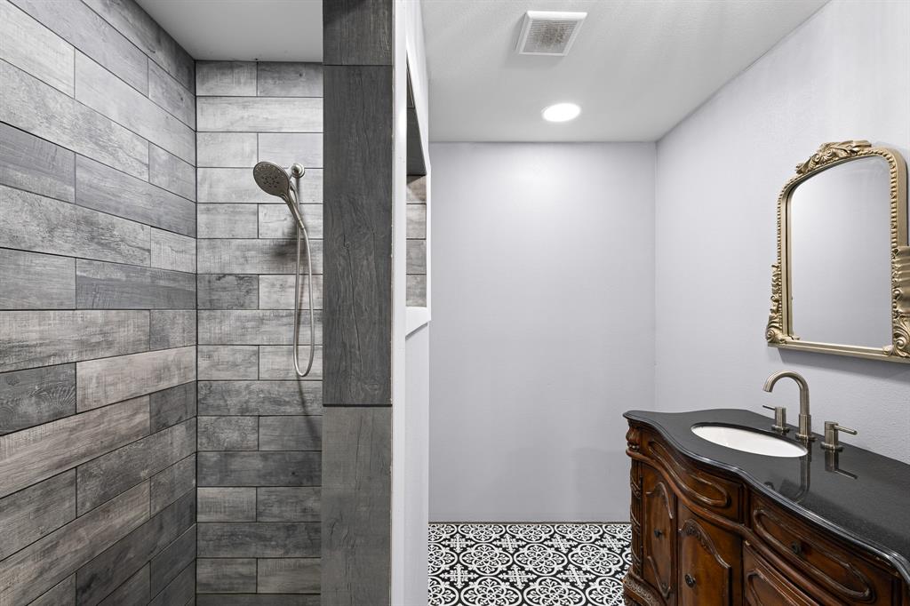 Frontier Shore Units - Residential