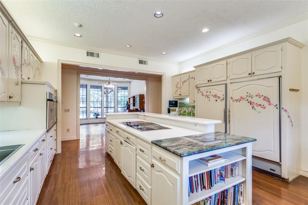 Willow Bend Country Ph One-R - Residential