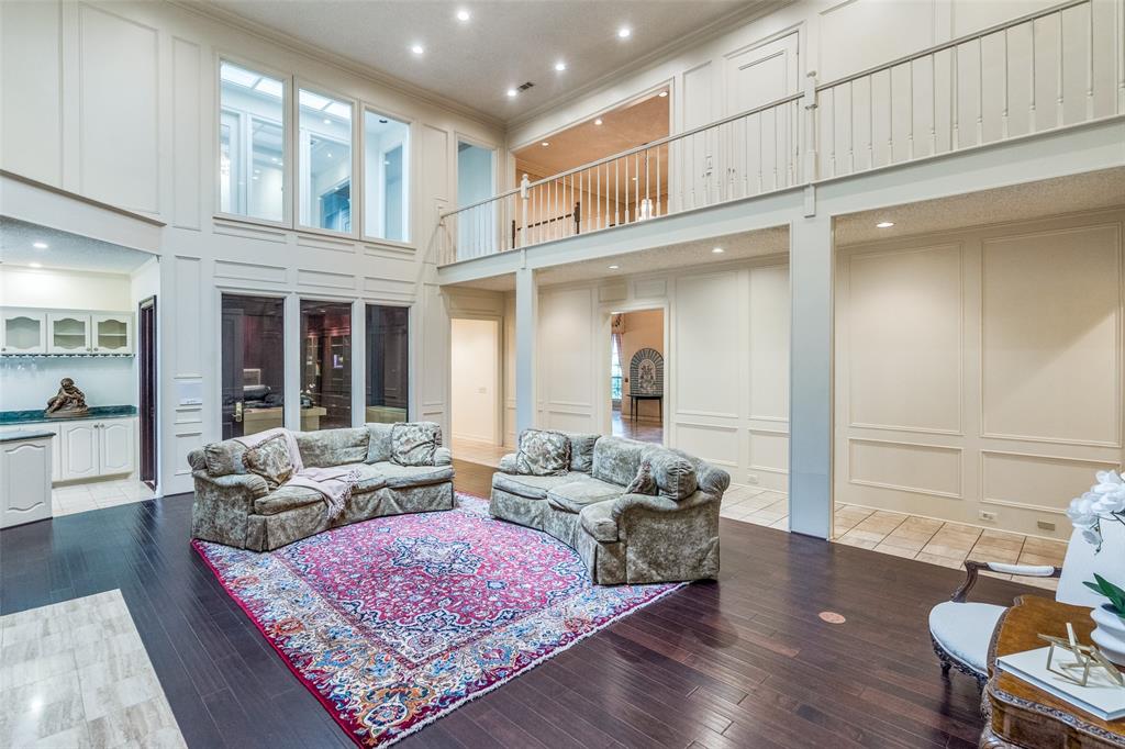 Willow Bend Country Ph One-R - Residential