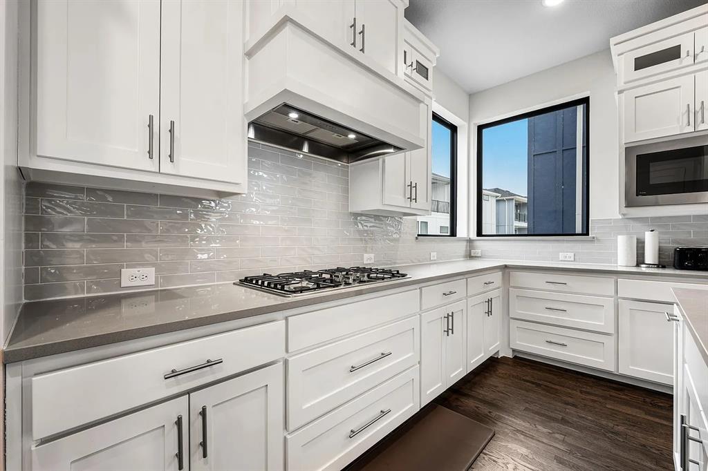 Sapphire Bay - Residential