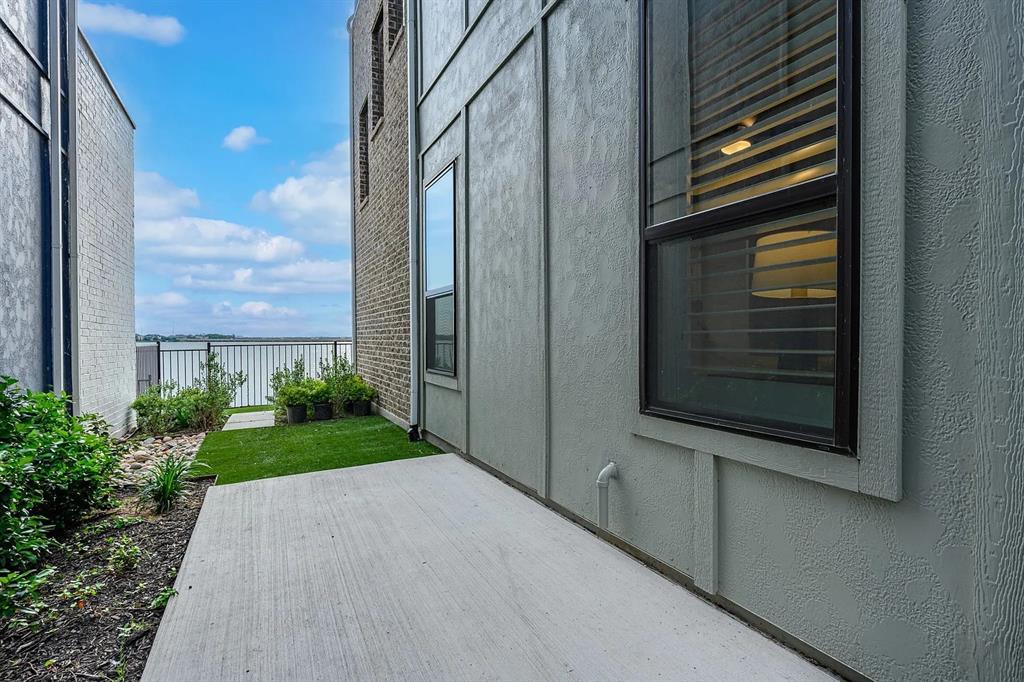 Sapphire Bay - Residential