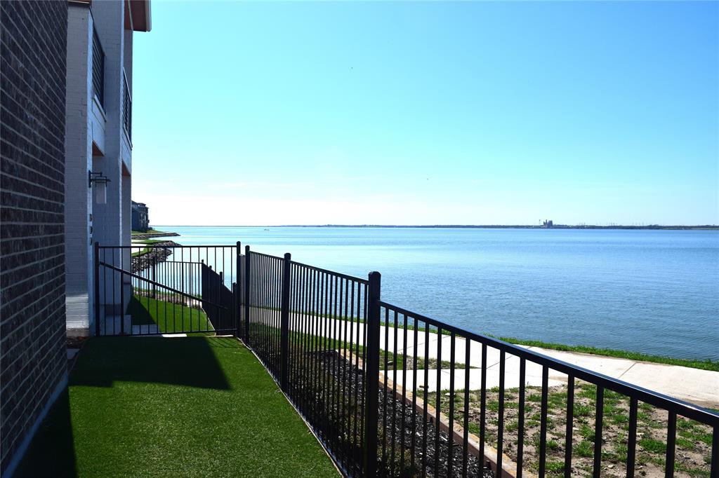 Sapphire Bay - Residential