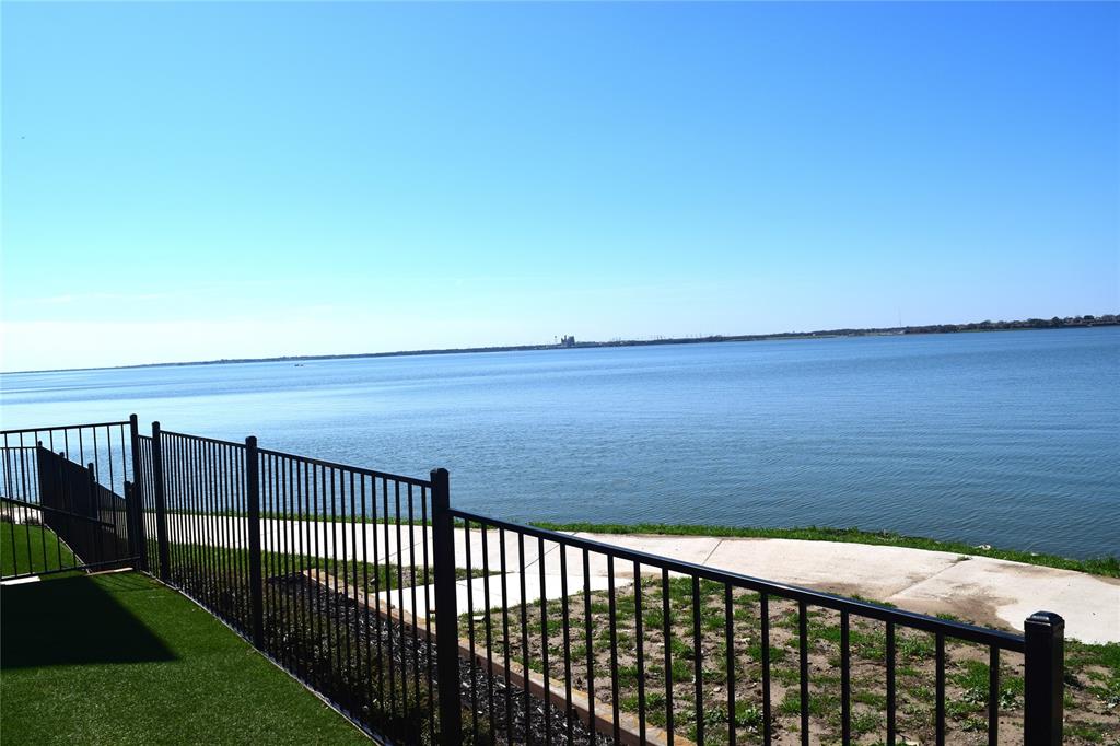 Sapphire Bay - Residential