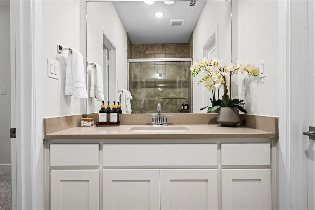 Sapphire Bay - Residential