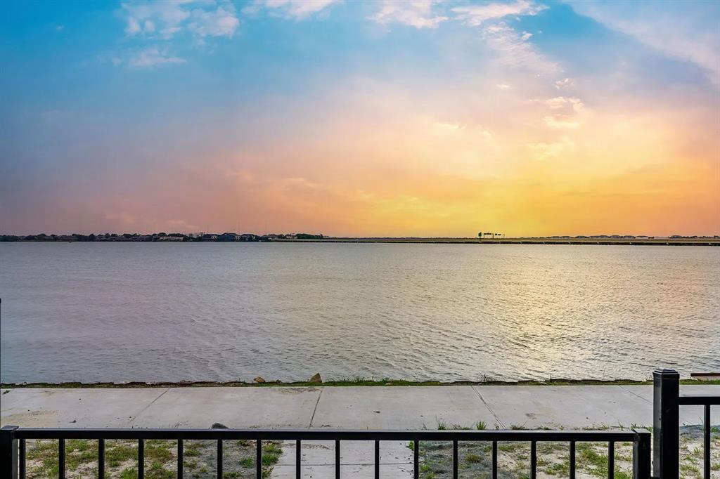 Sapphire Bay - Residential