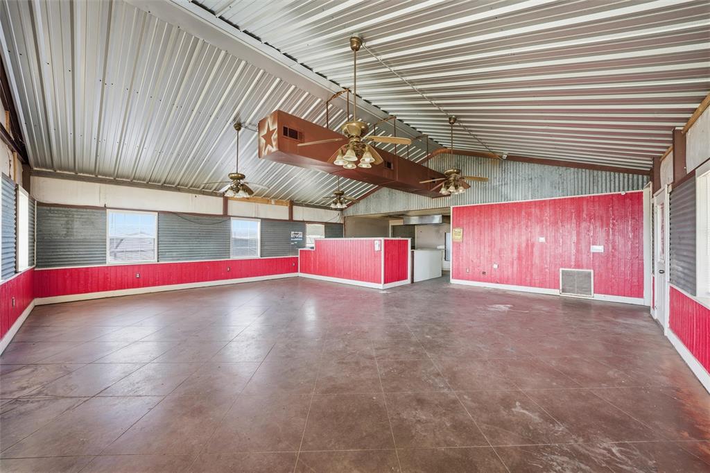 10600 North River Crossing