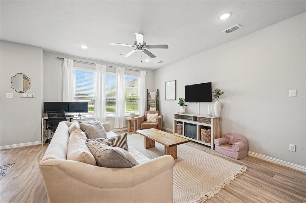 2409 Davenport Drive