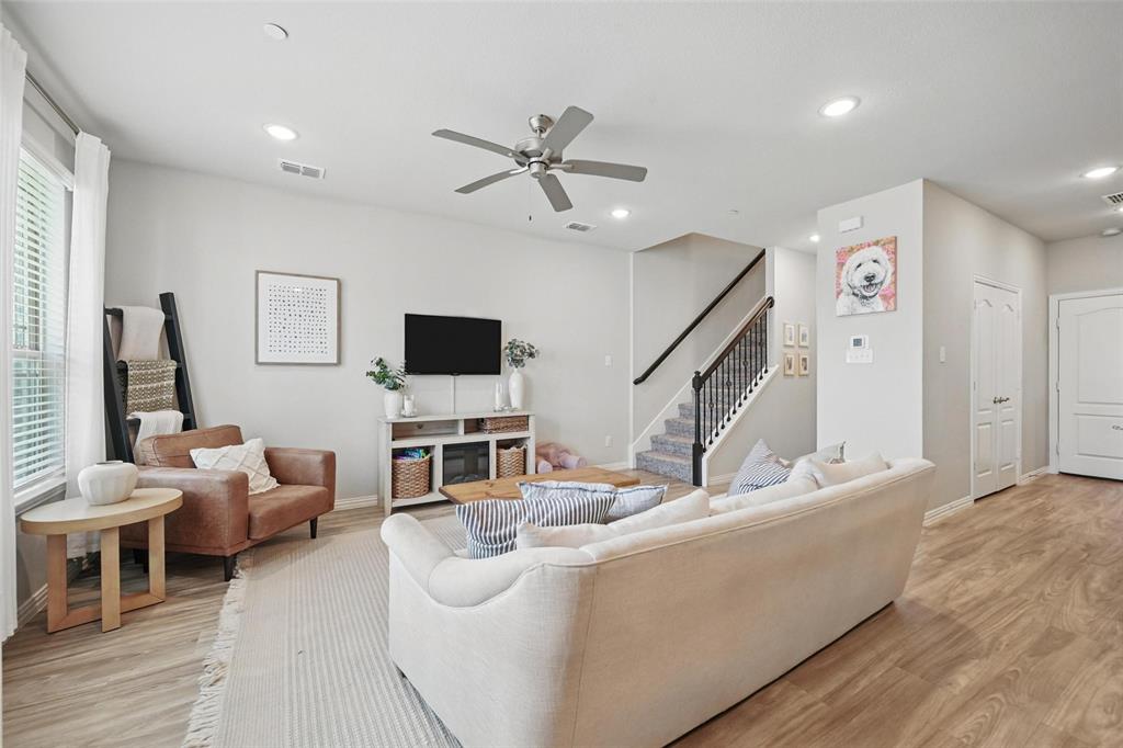 2409 Davenport Drive