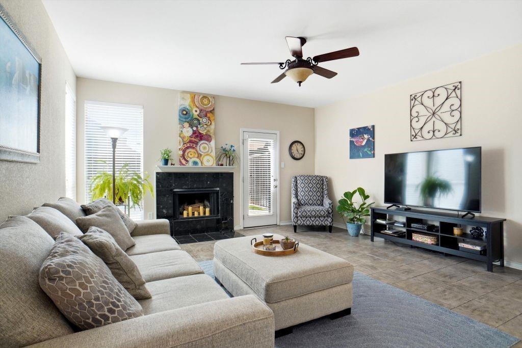 Highlands Pkwy - Residential