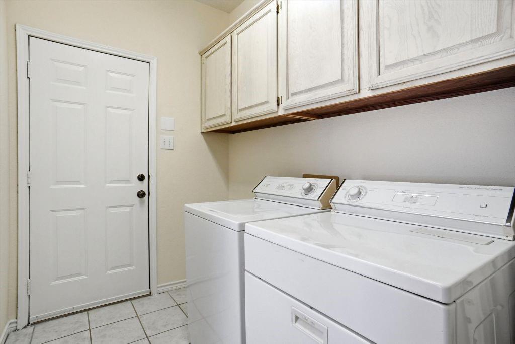 Highlands Pkwy - Residential