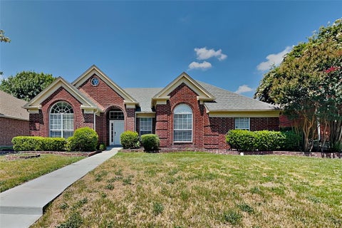 Photo of 7209 Bouquet Drive, Frisco, TX 75035 (MLS # 21341956)