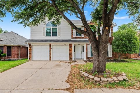 Photo of 8708 Pedernales Trail, Fort Worth, TX 76118 (MLS # 21246086)
