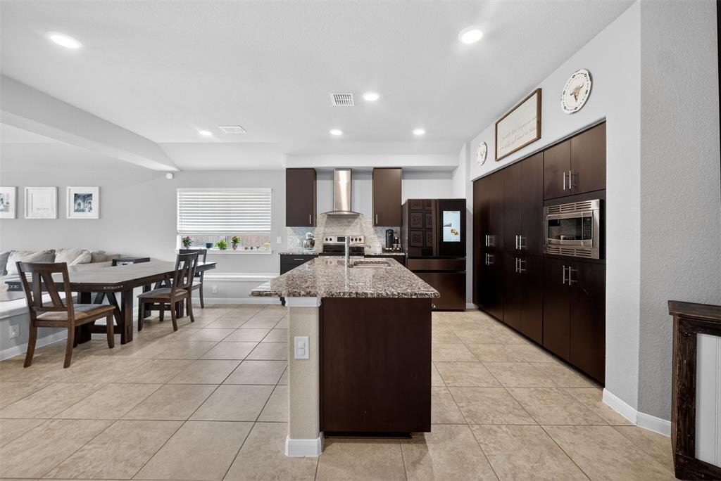 809 Cloverwood Drive