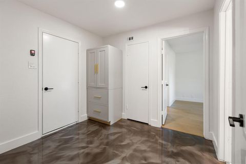 Tiny photo for 4210 Creekdale Drive, Dallas, TX 75229 (MLS # 21132907)