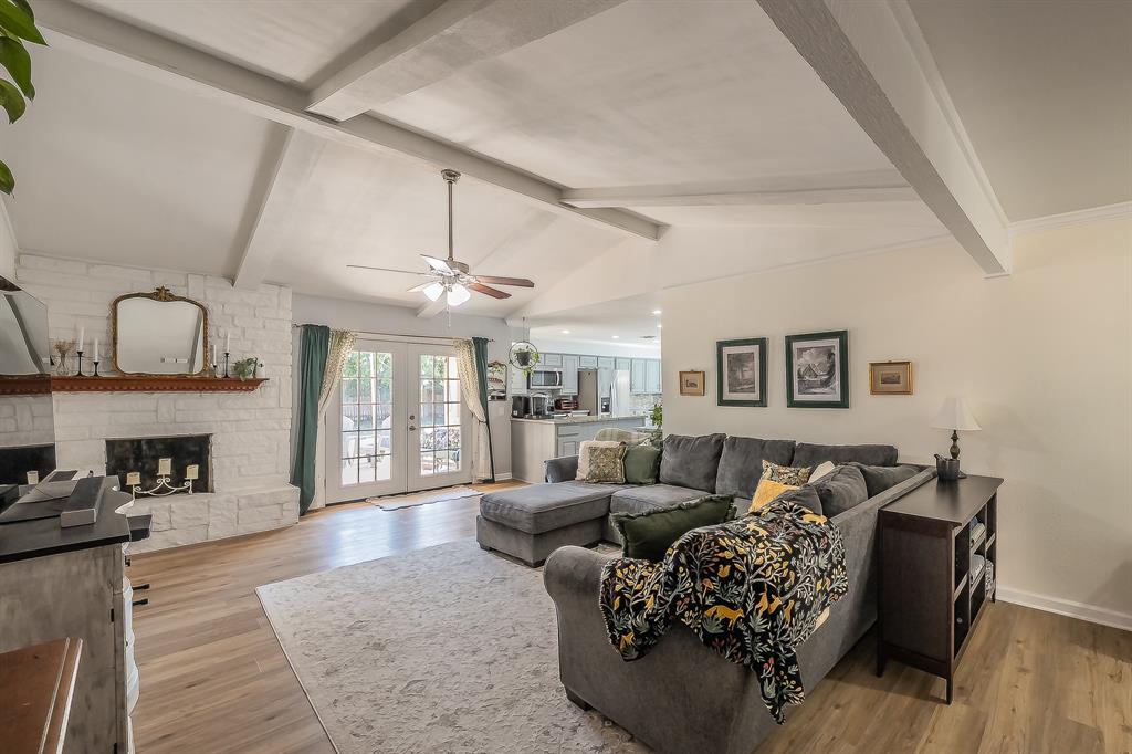 4108 Longleaf Lane