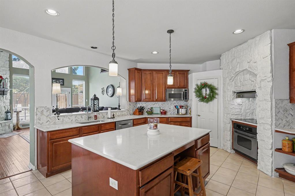 10402 Fairway Vista Drive