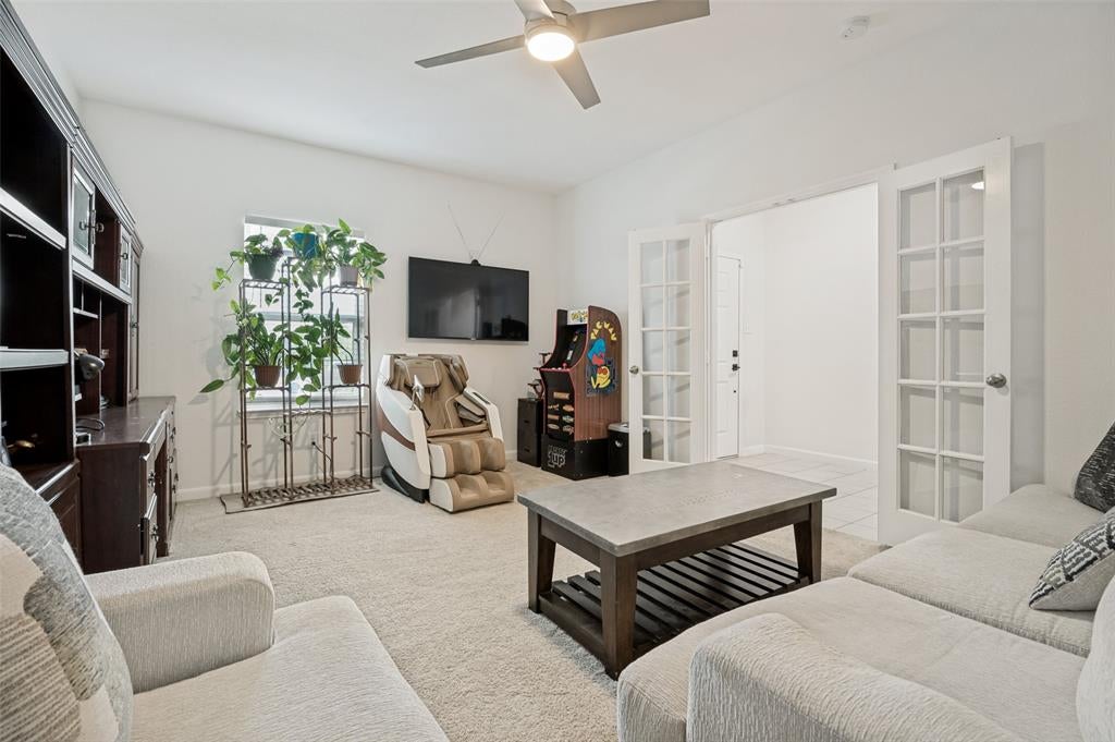 4022 Meadow Canyon Drive
