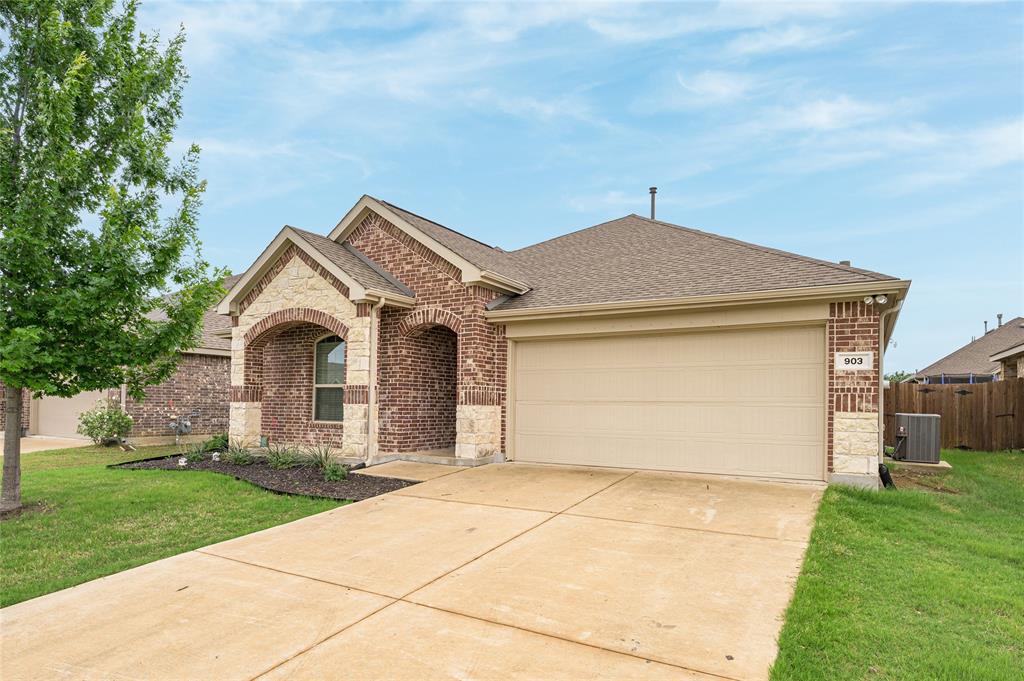 903 Spruce Lane