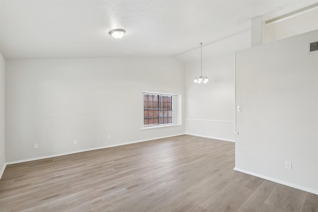 COLONY NO 27 - Residential