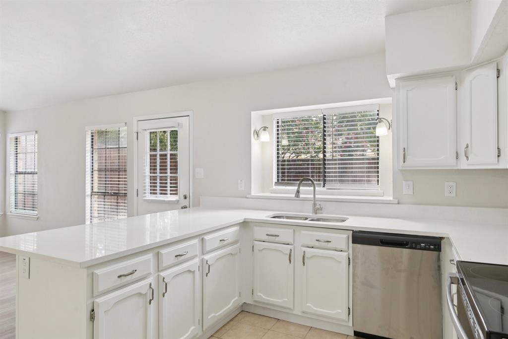 COLONY NO 27 - Residential