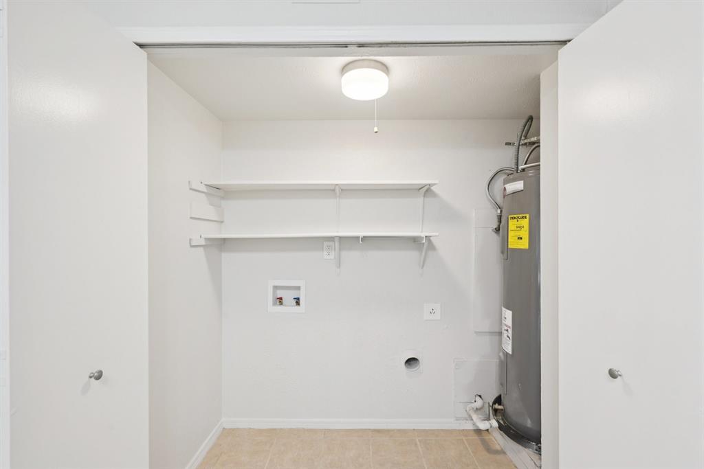 COLONY NO 27 - Residential