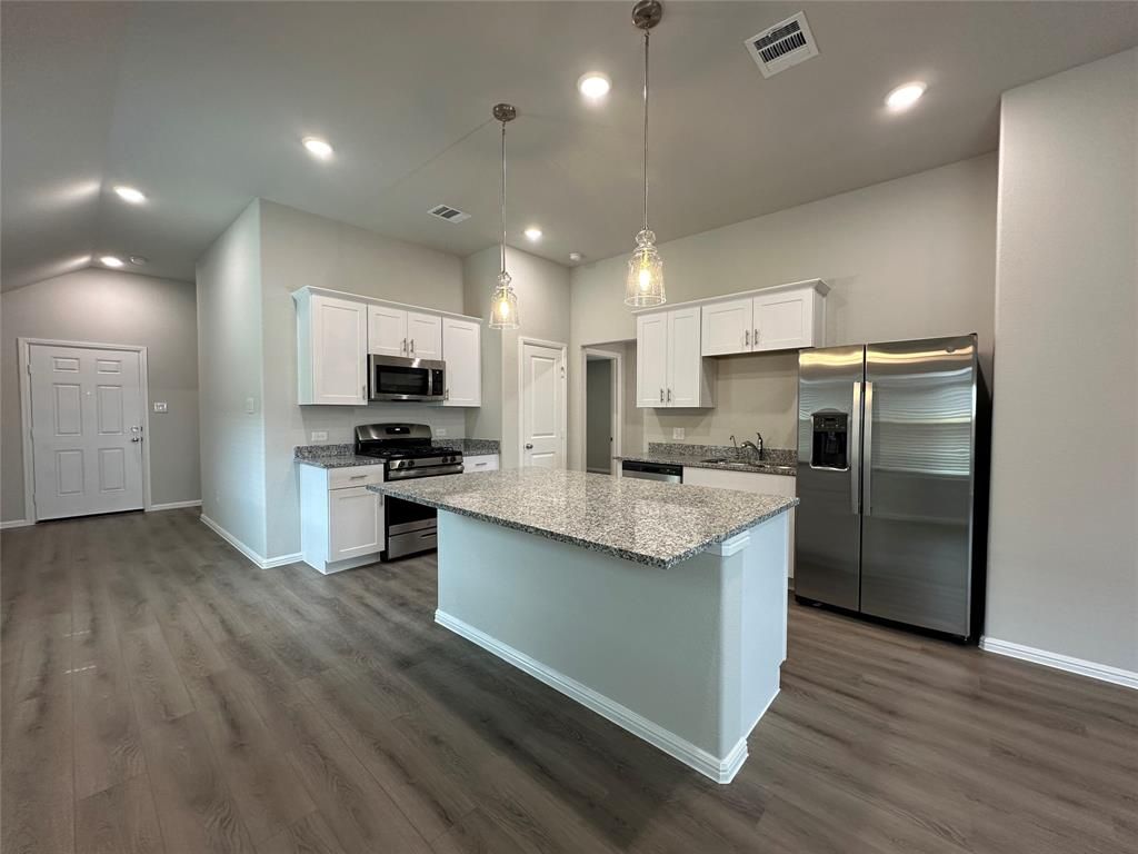 Photo of 1808 Osage Trail, Mesquite, TX 75149 (MLS # 21063136)