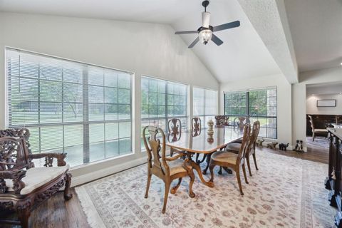 Tiny photo for 1425 N Peytonville Ave, Southlake, TX 76092 (MLS # 20997584)