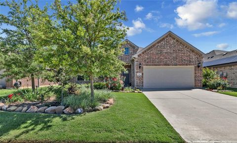 613 Meadowedge Lane Denton TX 76207