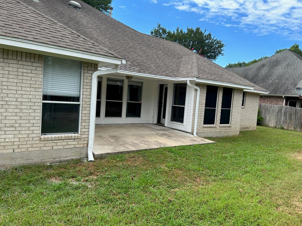 Oaks The Mansfield - Residential Lease