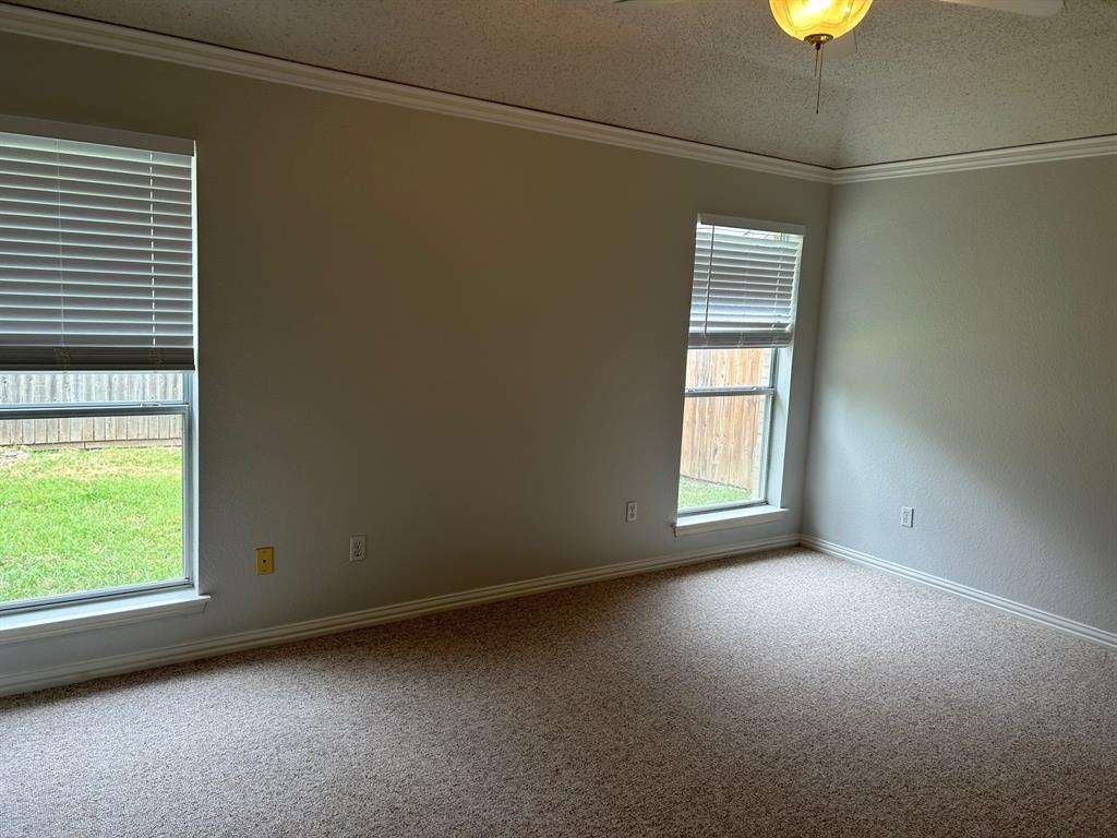 Oaks The Mansfield - Residential Lease