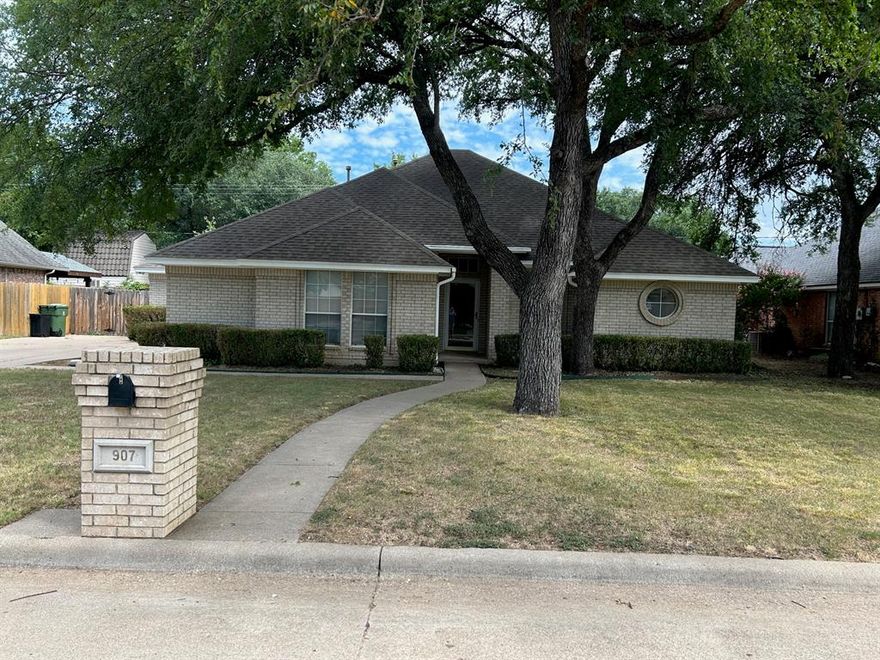 FOR LEASE: HOME HAS FRESH PAINT INSIDE AND OUT. NEW CARPET AND FLOORING! Cherish your Stay in a Lovely 4-Bedroom Home. This charming house boasts of three full bathrooms, with bedrooms separated in a three-way split for maximum privacy, making it ideal for families or guests. Enjoy the expansive, shaded yard, fully enclosed for your convenience. The property features a side garage, a covered patio perfect for relaxation, and a generously-sized living area. This home is prepared and awaiting its new resident. One-year lease available at $2400.   Administration fee of $250 due upon lease signing.
Residential Lease Application can be found in Transaction Desk.

All information provided is deemed reliable, but is not guaranteed and should be independently verified.