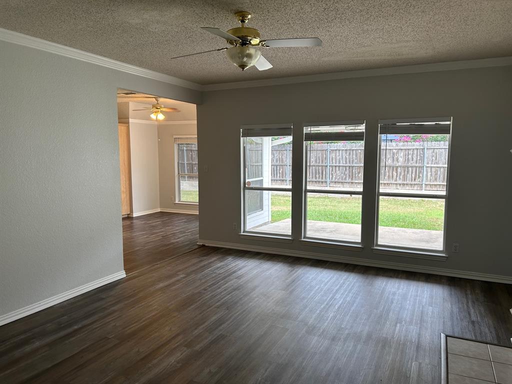 Oaks The Mansfield - Residential Lease