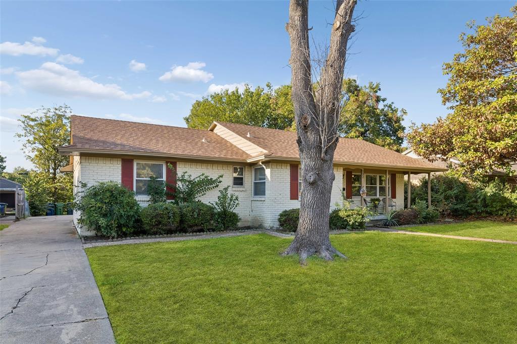 132 W Kenwood Drive