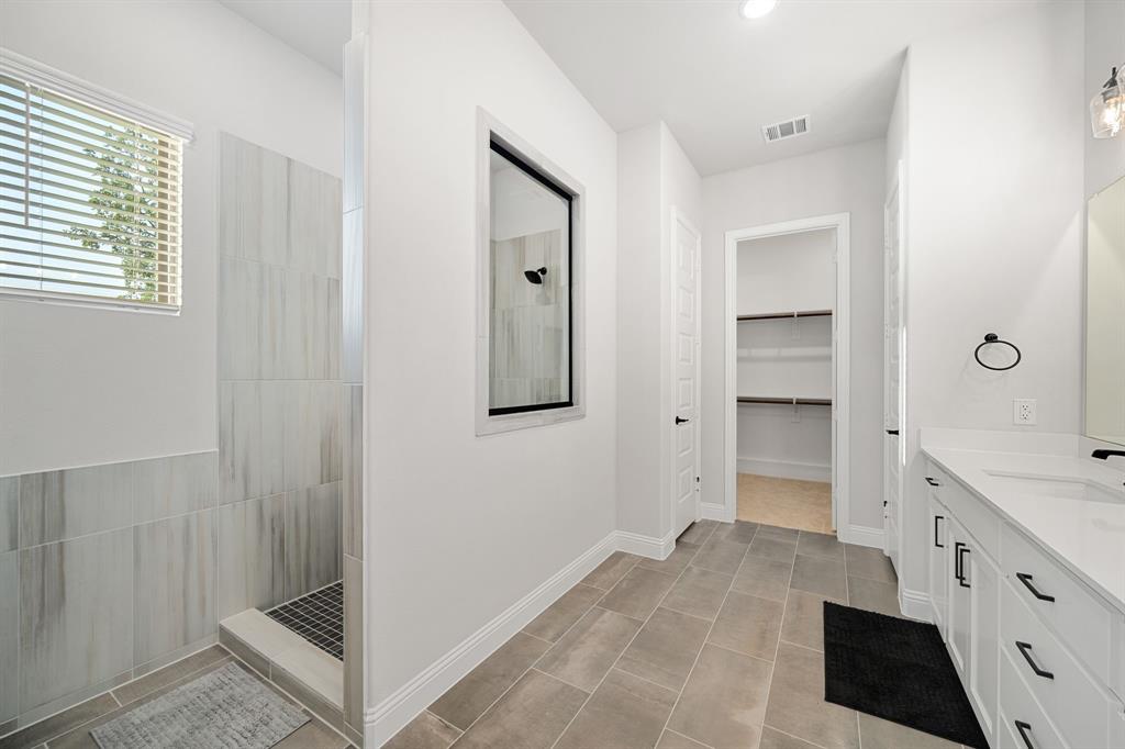 Lake Pk - Residential Lease