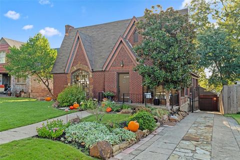 Photo of 6804 Vivian Avenue, Dallas, TX 75223 (MLS # 21095777) Photo of 6804 Vivian Avenue, Dallas, TX 75223 (MLS # 21095777)