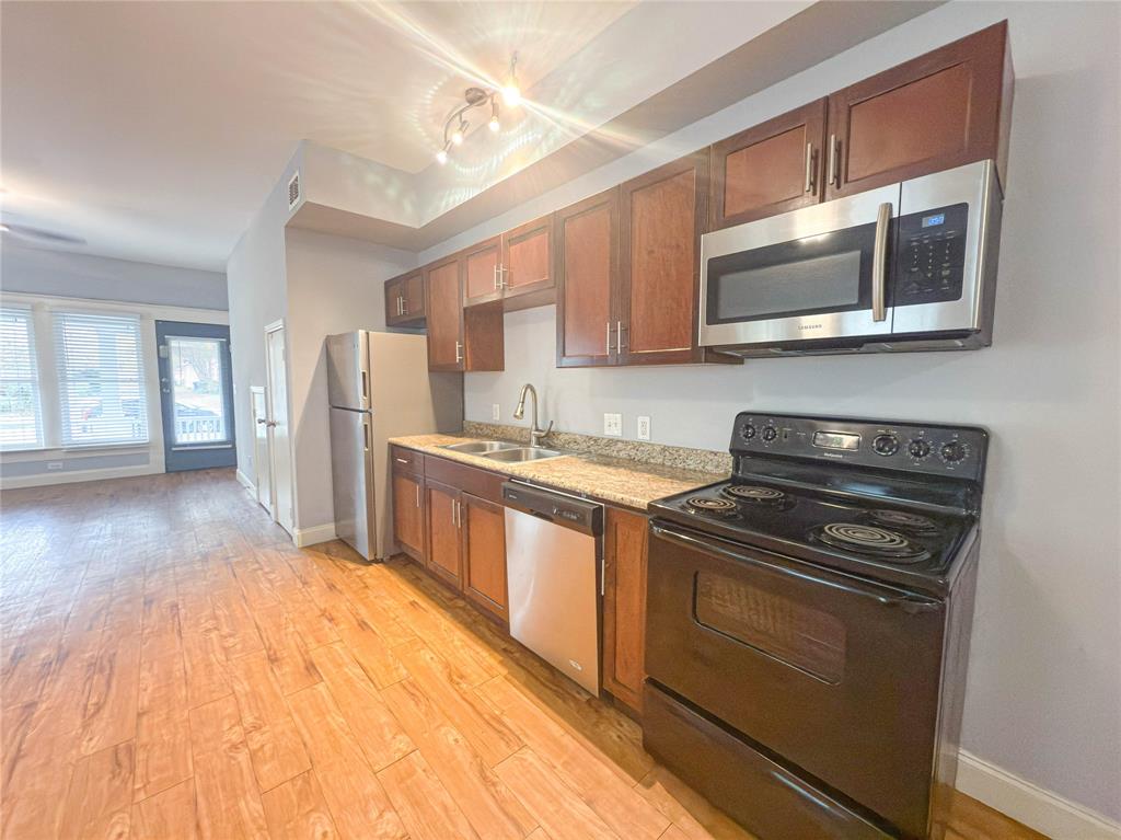 Peaks Sub - Residential Lease