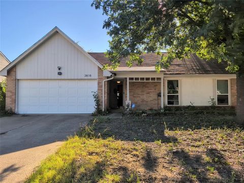 3818 Timberwood Court Grand Prairie TX 75052