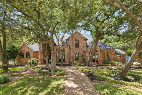 Photo of 1000 Hidden Knoll Court, Southlake, TX 76092 (MLS # 21324936)
