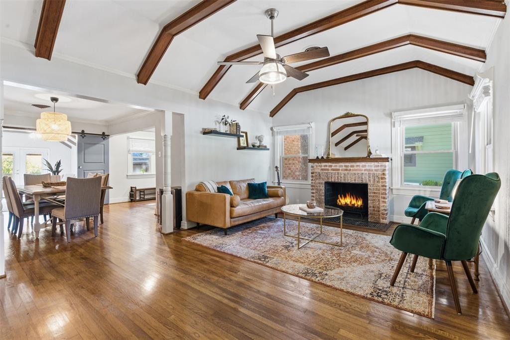 2322 Carnation Avenue