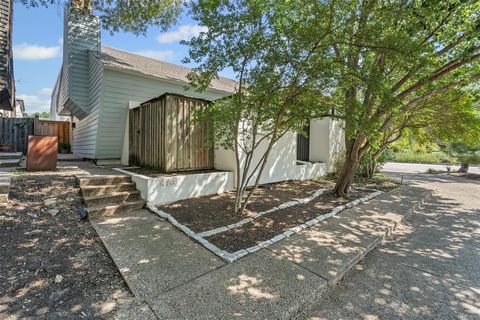 4702 Harley Avenue Fort Worth TX 76107