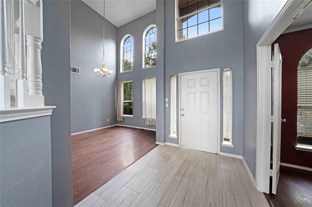 10913 Shadow Brook Lane