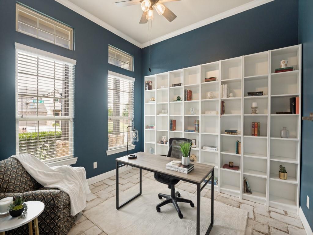 401 Tanner Square
