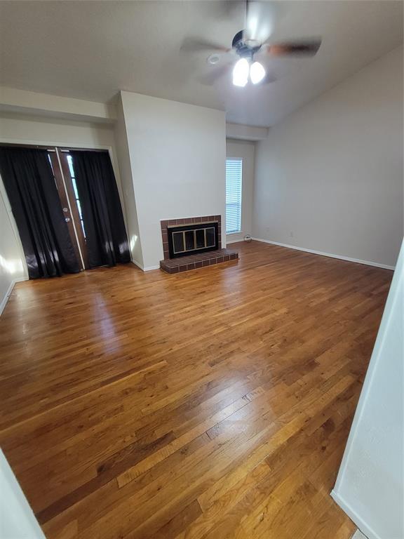 Oaks On The Lane Condo Ph 01 - Residential Lease