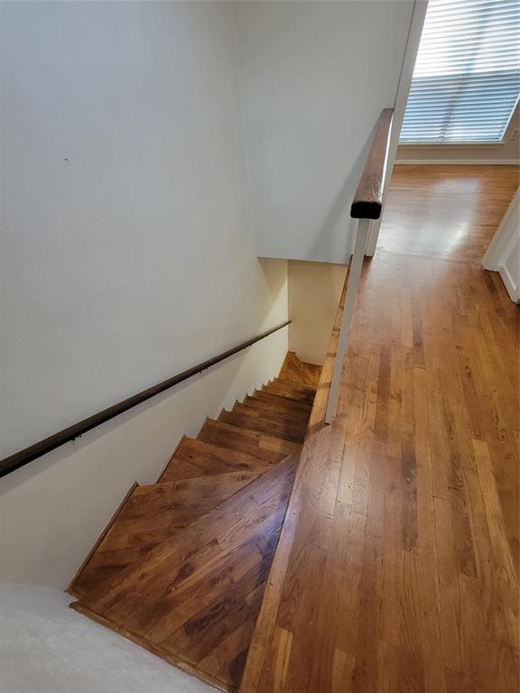 Oaks On The Lane Condo Ph 01 - Residential Lease