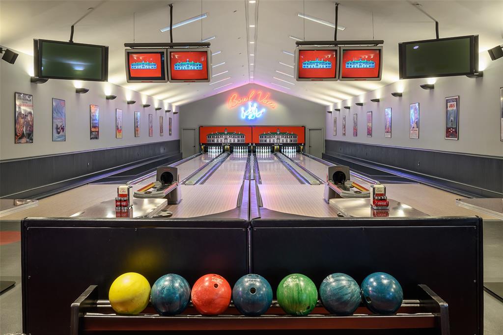 SHORE ACRES - Residential