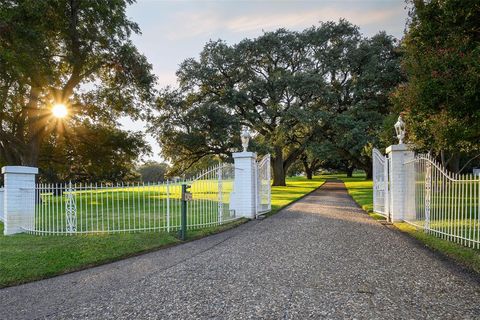 Tiny photo for 4009 W Lawther Drive, Dallas, TX 75214 (MLS # 21011840)