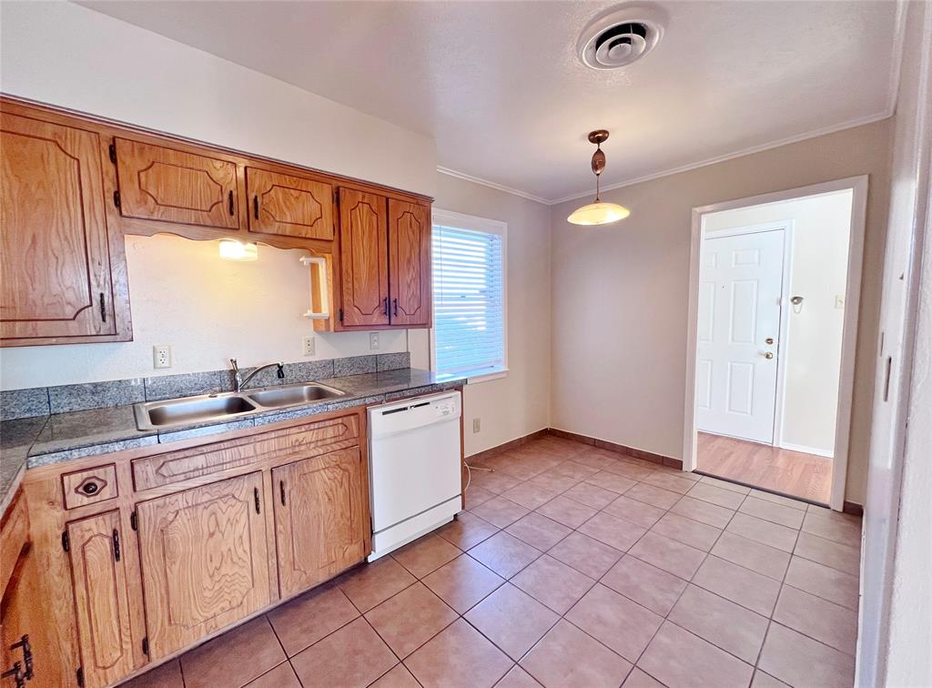 Valley View Estates - Residential Lease