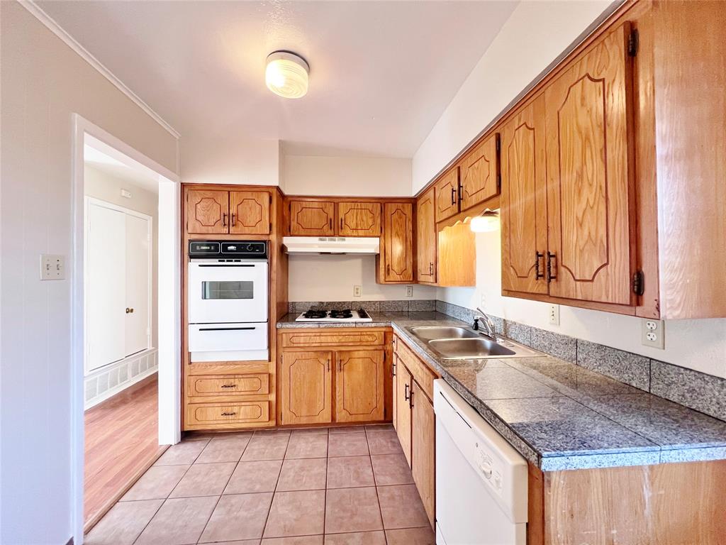 Valley View Estates - Residential Lease