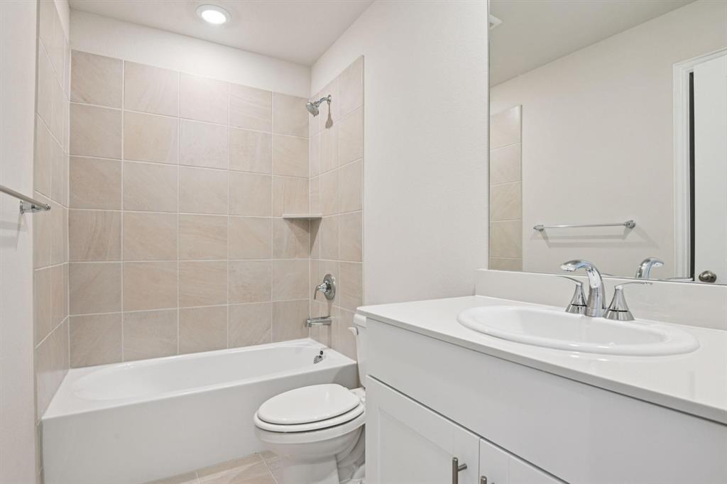 Lakehaven - Residential Lease