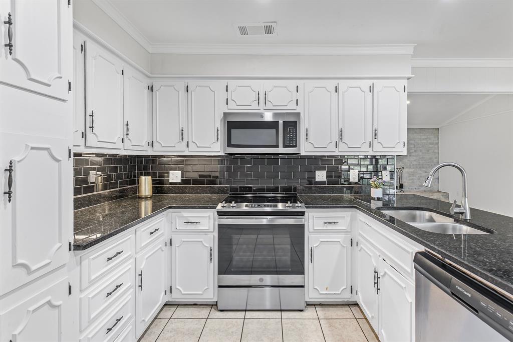 West Oaks - Residential